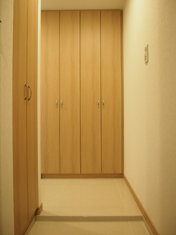 ルーブル品川西小山 玄関