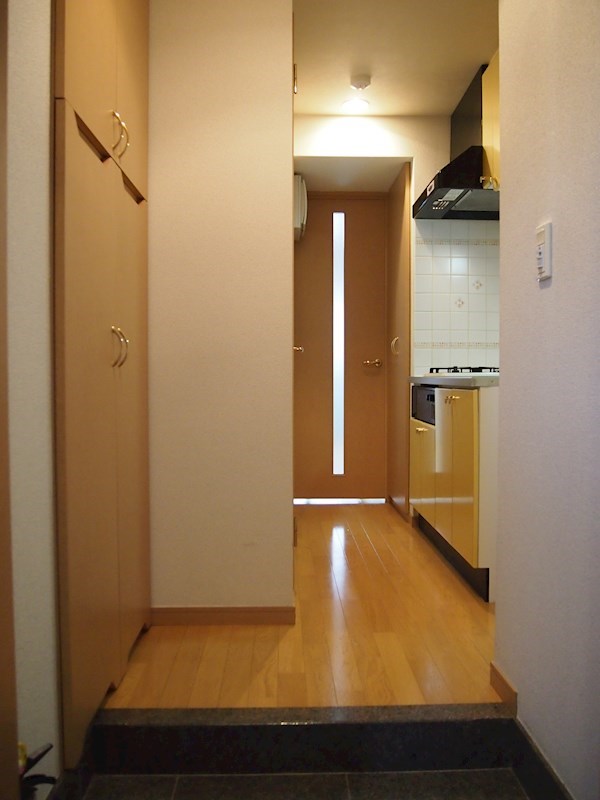 ルーブル西五反田弐番館 玄関