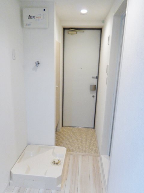 ALLURE日吉 玄関