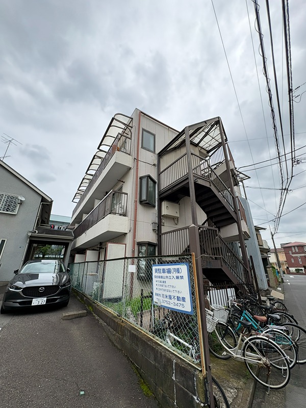スカイマンション 201号室 外観