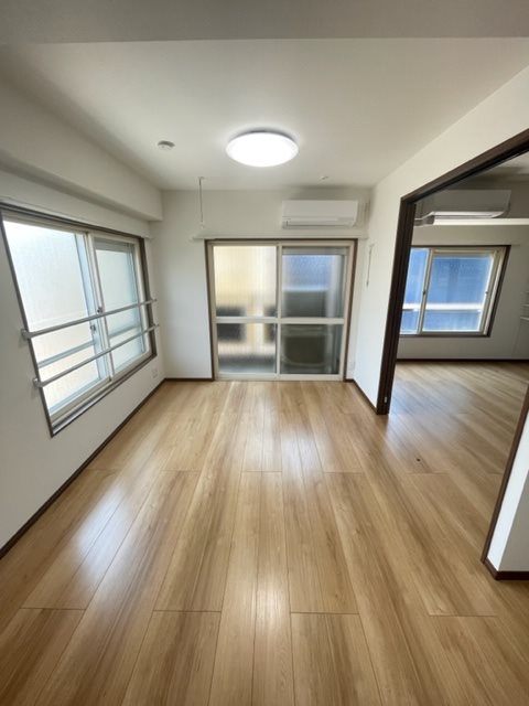 湯建ビル リビング