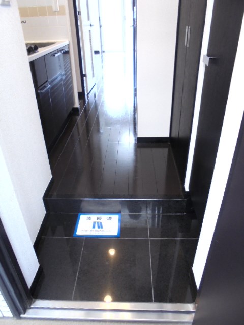 ステージファースト多摩川アジールコート 玄関