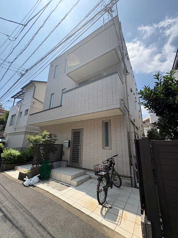 フリードハイム 302号室 外観
