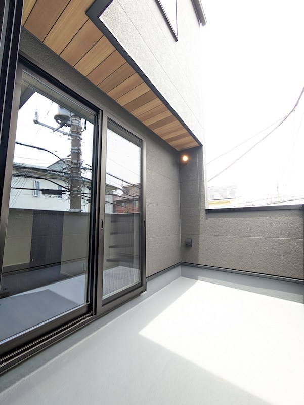 東が丘１丁目戸建 ベランダ
