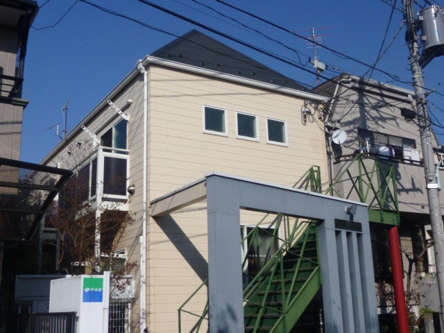 アランフェス 201号室 外観