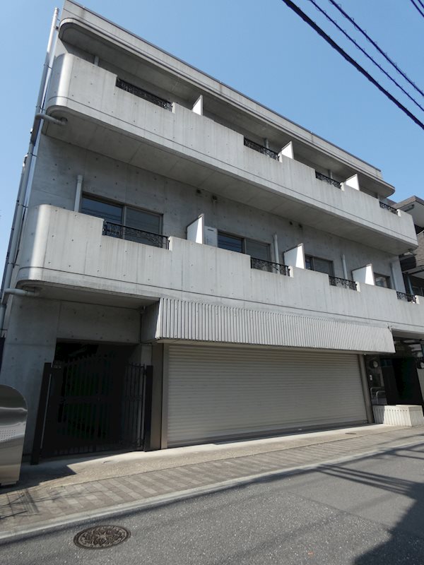 エクセルシオール 203号室 外観