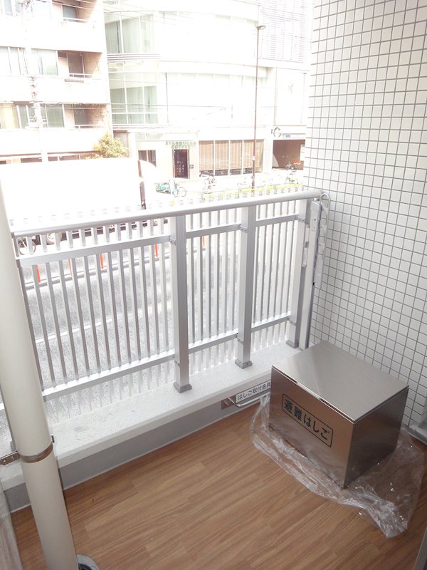 北参道トゥアル ベランダ
