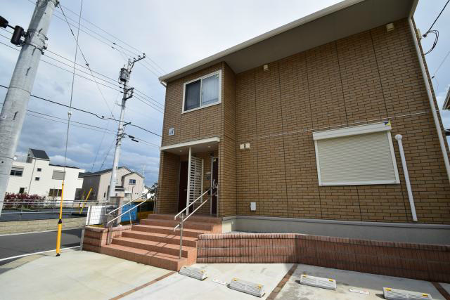 エスコートみなみ A棟 201号室 外観