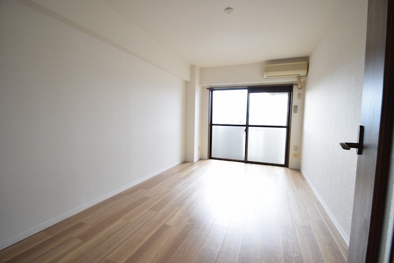 サニープラザ リビング