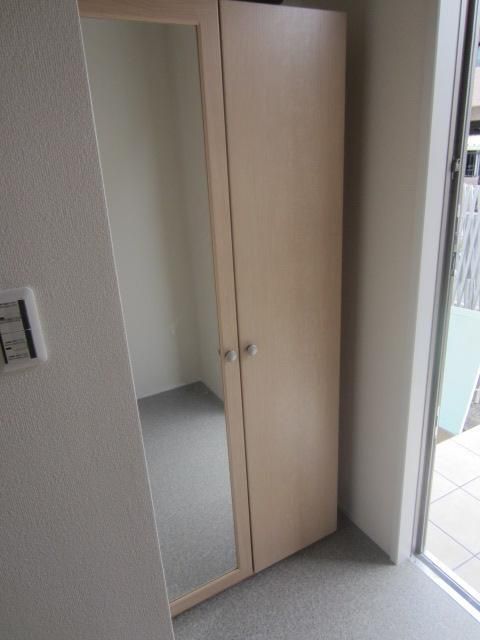 シェール城南 収納