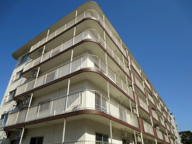 テレパレス辻堂西海岸Ａ棟  402号室 外観