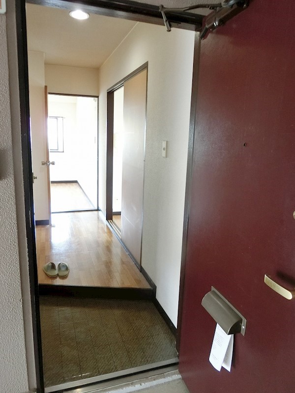 ドリーム安田 玄関