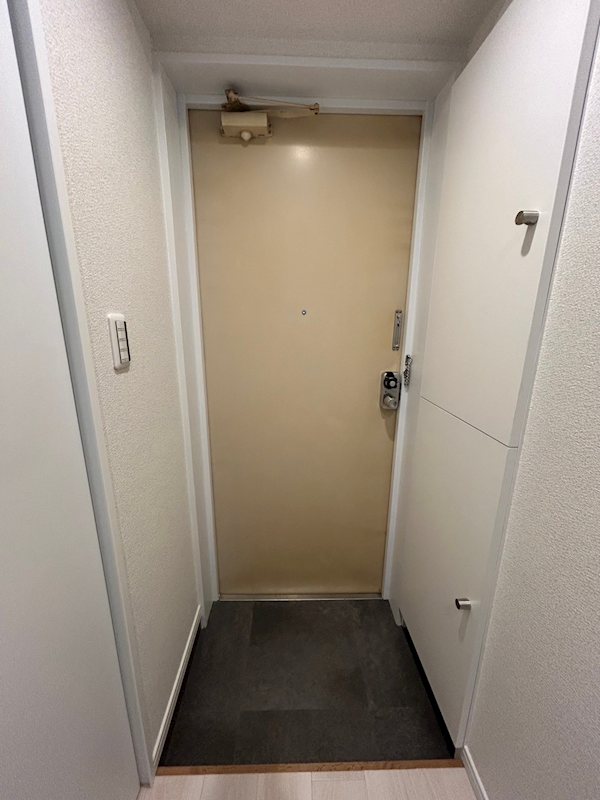ラ・ホーヤ藤沢 玄関