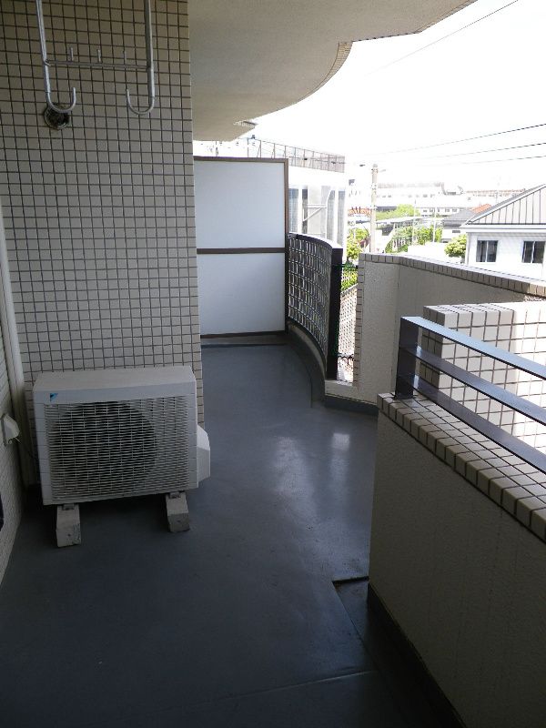 平塚ダイカンプラザ2号館 ベランダ
