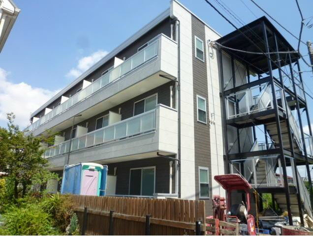 リブリ・ブランドール湘南台 302号室 外観