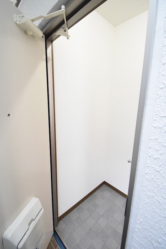 インプレス 玄関