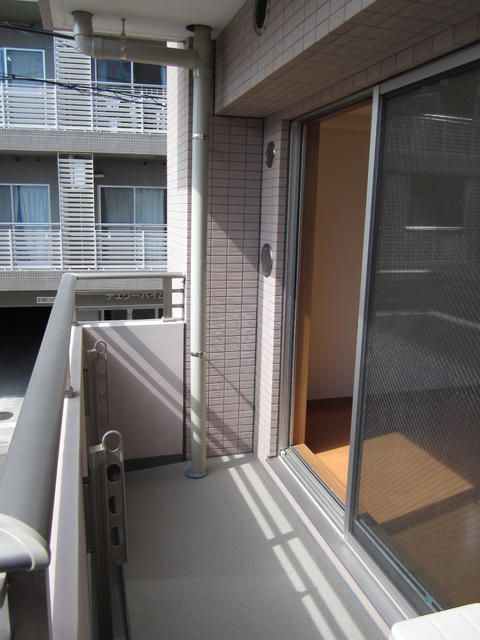 ロイヤルコーポ産興 ベランダ