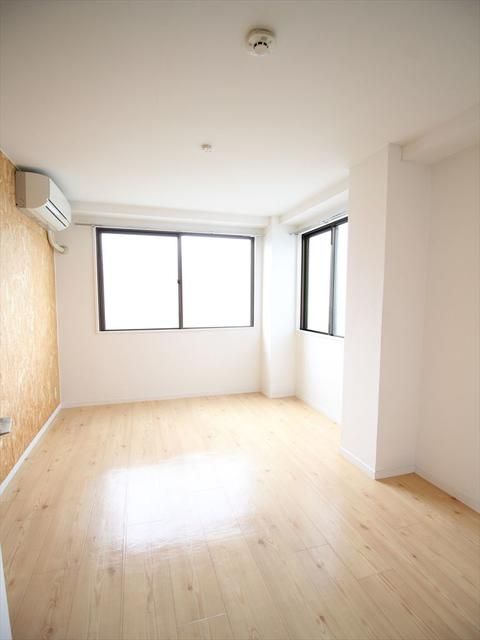 恩名第三ビル リビング