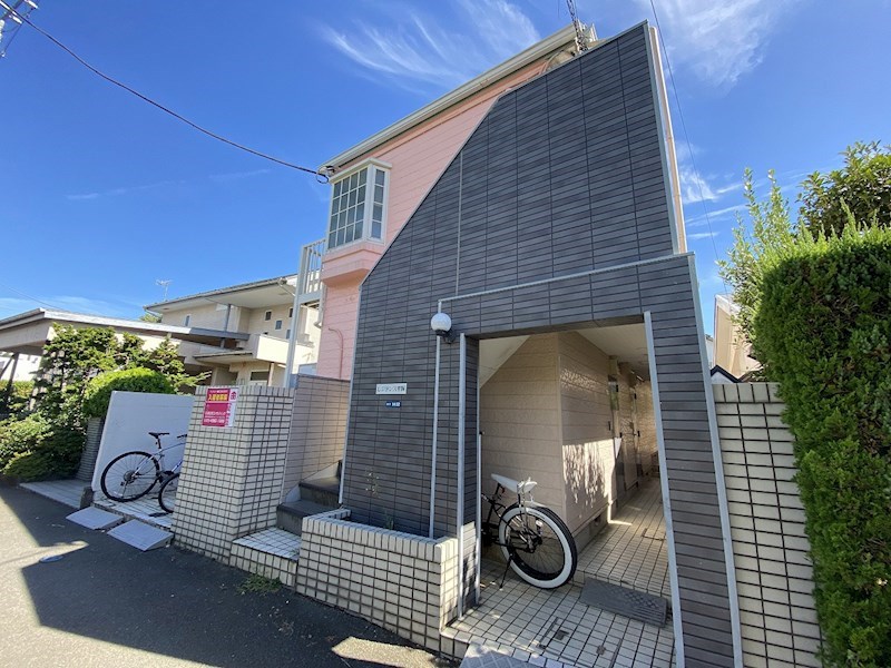 レジデンス平塚 203号室 外観