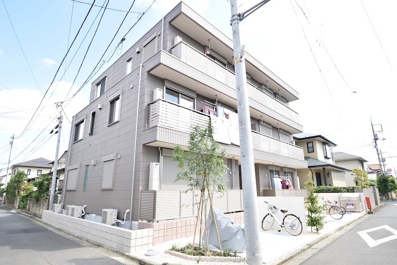 グランデュール 201号室 外観