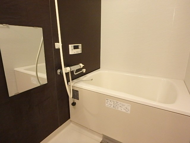 グラビス 風呂画像