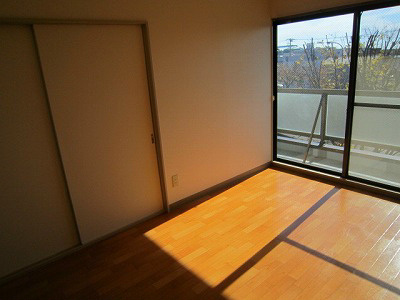 プラーズ榎木町 ベッドルーム