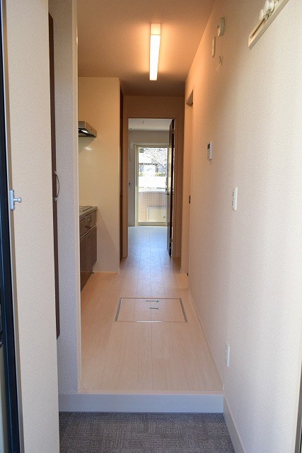 グローリー湘南Ⅱ 玄関