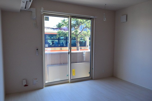 グローリー湘南Ⅱ リビング