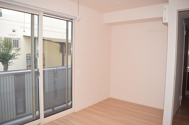 ポゥローニア湘南 リビング