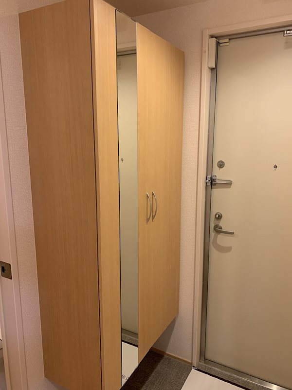 ポゥローニア湘南 玄関