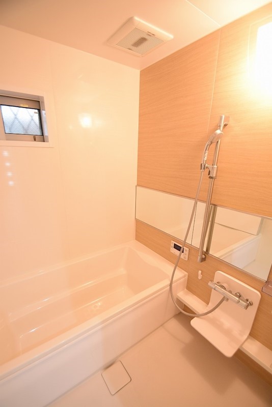 関口戸建て 風呂画像