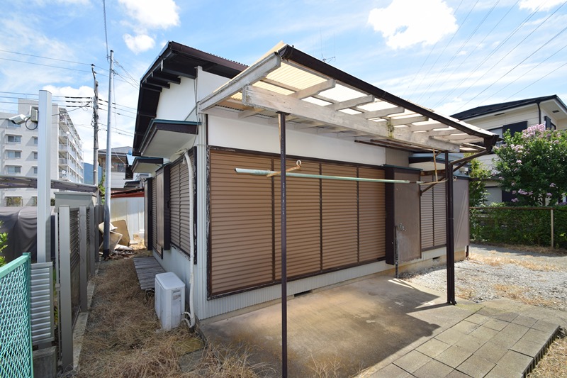 石井貸家（堀川B号室） ベランダ