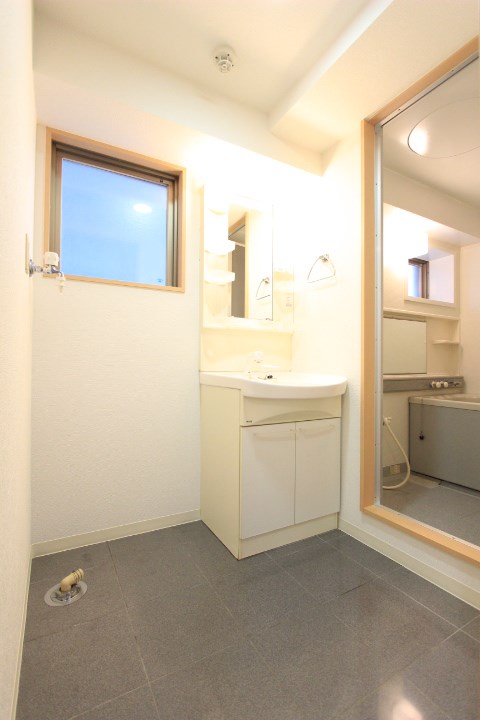 ラトゥール　レジュモー その他1