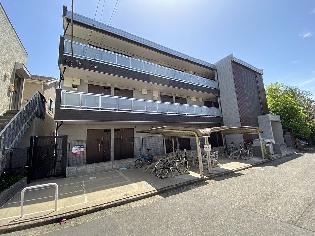 リブリ・湘南六会 305号室 外観