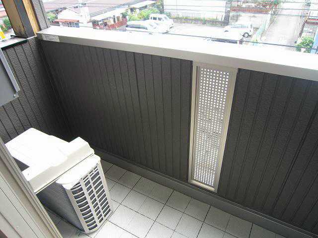ヴェリナ旭町 ベランダ