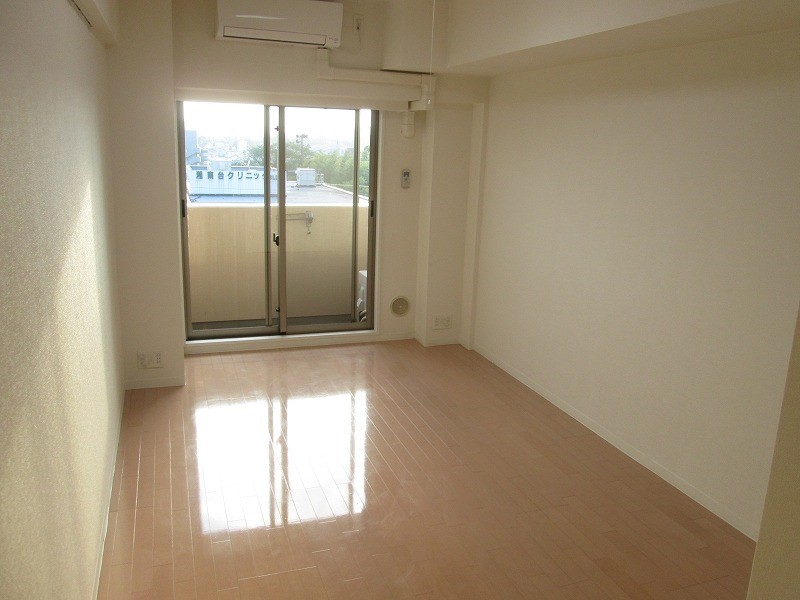 KDXレジデンス湘南台 リビング