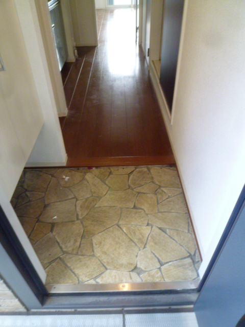 ジョアス　ミウ 玄関