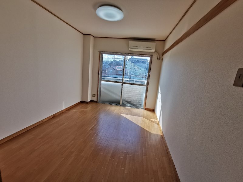 サンハイツ妻田 リビング