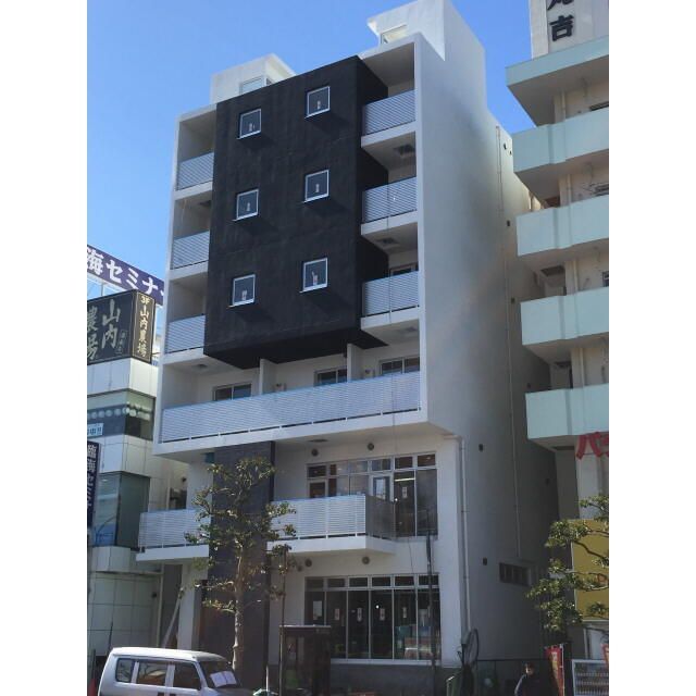 シャトー マーシャン 401号室 外観