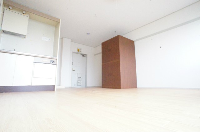 プロミネント秦野 リビング