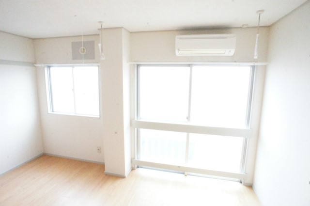 プロミネント秦野 キッチン