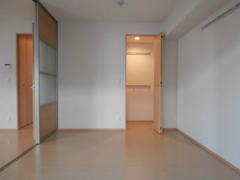 ロイヤルクレスト ベッドルーム