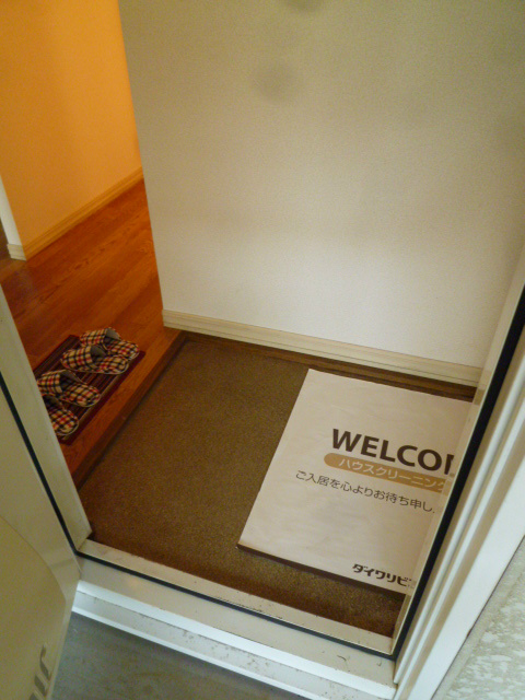 グレープズヒルＦ 玄関