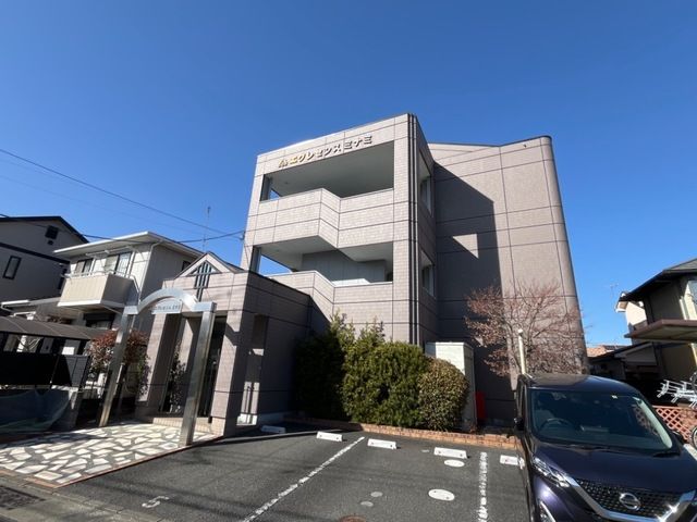 エクレセンスミナミ 202号室 外観