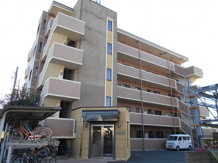 ベルシャイン厚木 103号室 外観