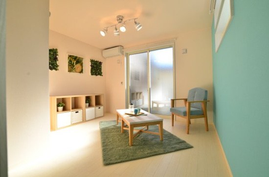 プラスガレージ秦野  リビング