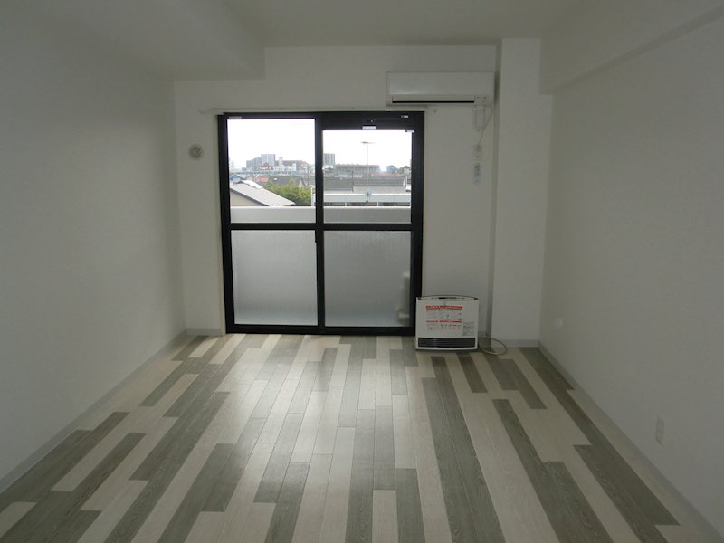 ハイブリッジ湘南Ⅲ リビング