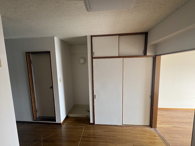 青木ビル ベッドルーム