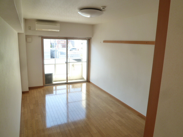 グリーンノア泉 リビング