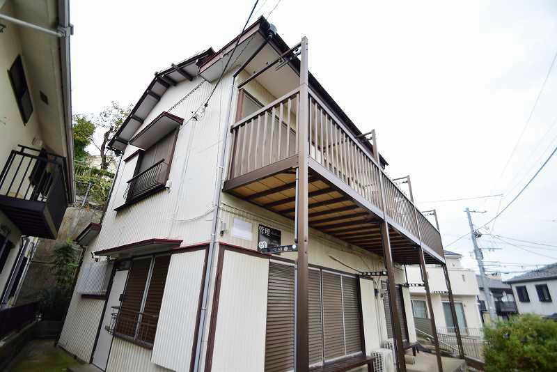 ホワイトハウス戸塚 101号室 外観
